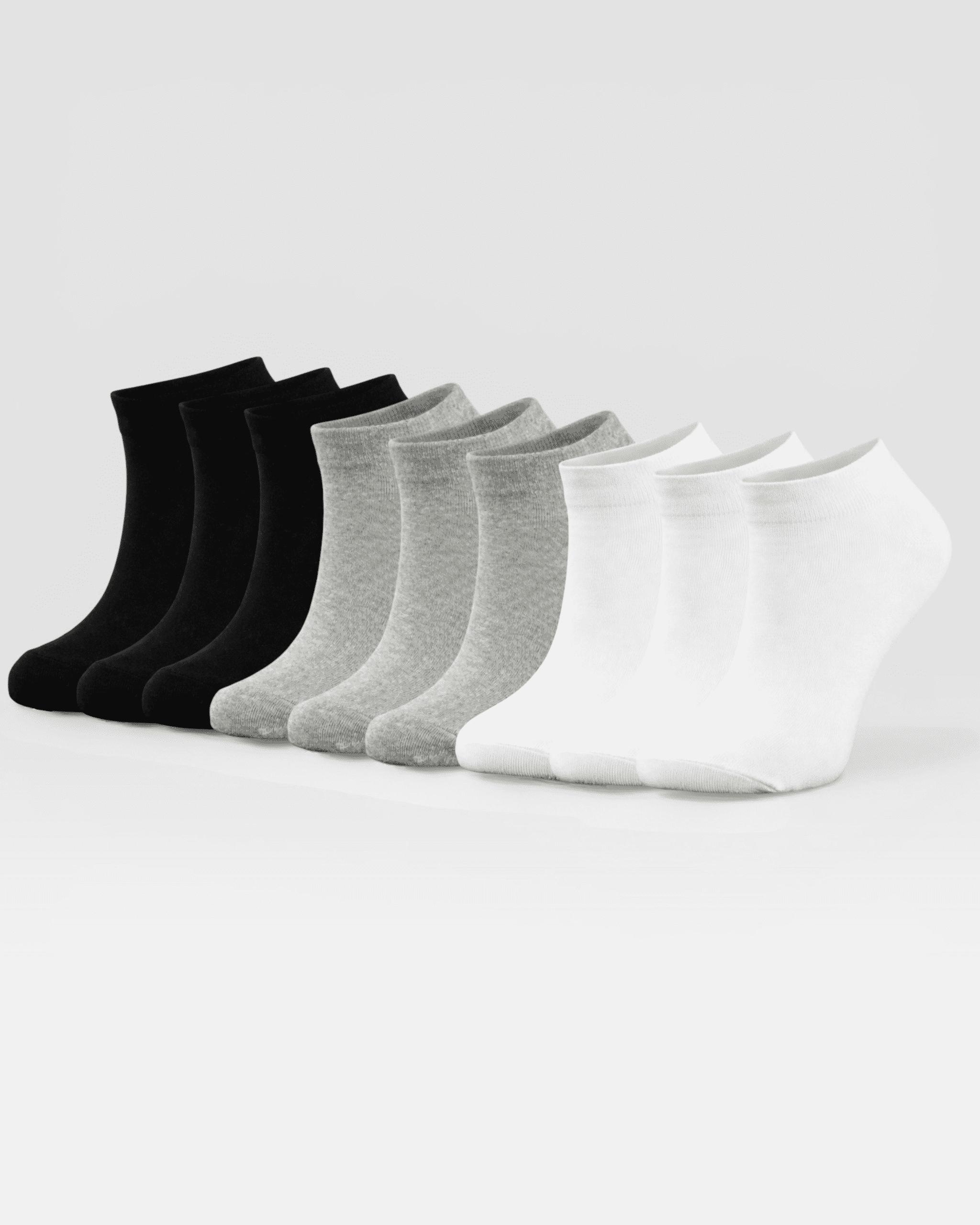 Negen Sockly Classic sokken in zwart wit en grijs vooraanzicht